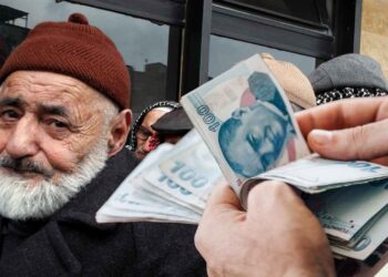 200 bin kişinin emekliliği iptal oldu! Maaşlar geri alınacak