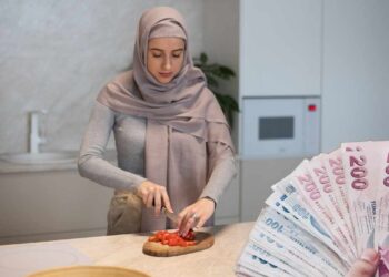 Ev hanımlarına emeklilik geliyor! Şartlar açıklandı