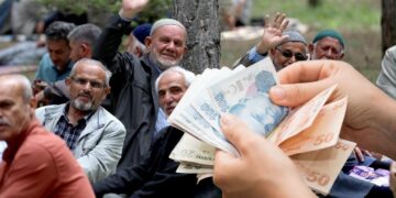 Uygulayan emekliler yüzde 60 daha fazla maaş alacak