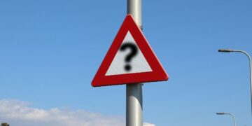 Yollarda ilk kez göreceğiz! Yeni trafik levhası geliyor